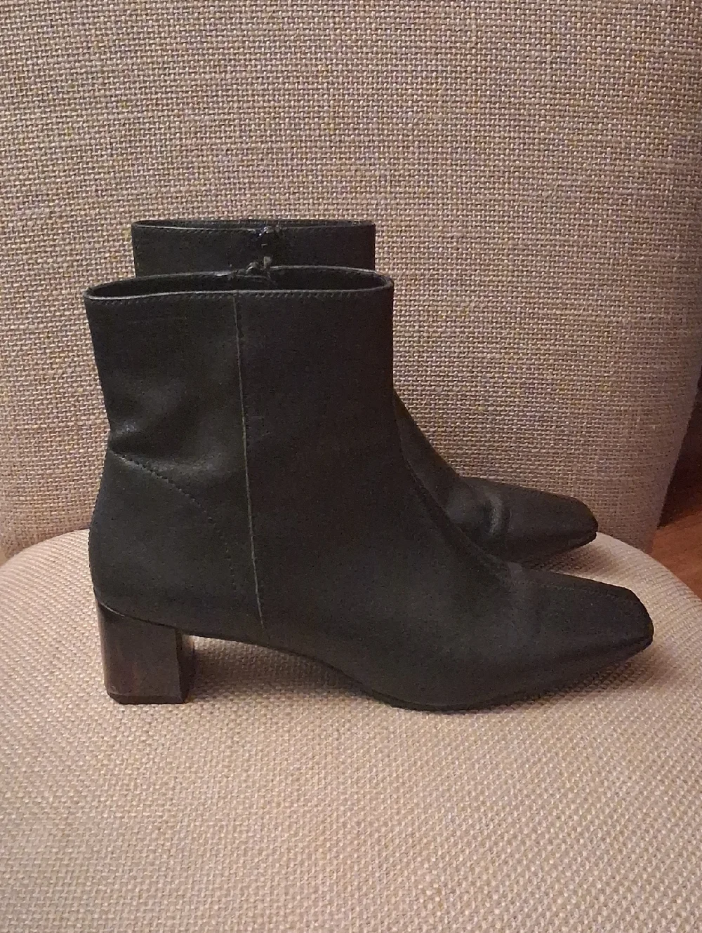 Vagabond black leather